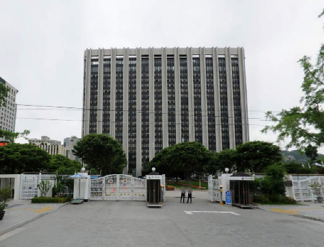 금융위원회, 이제 사장님 신용대출도 스마트폰으로쉽고 편리하게 갈아탈 수 있습니다 기사 이미지