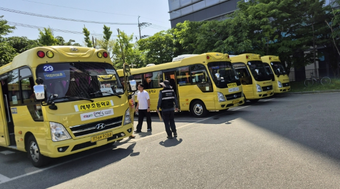 광주하남교육지원청, '어린이 통학안전, 관계기관과 뜻 모아 더 꼼꼼히!' 어린이 통학차량 상반기 합동 점검 실시 기사 이미지
